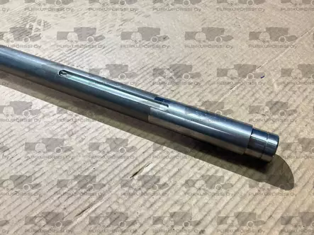 SR500 kolakuljettimen yläakseli - Sampo-Rosenlew puintikoneisto - a-041 - 2