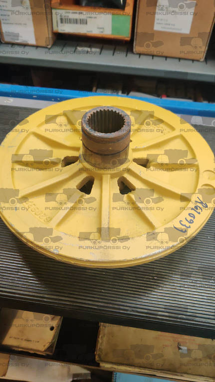 SR500 muutinpyörä lietson akselille - Sampo-Rosenlew puintikoneisto - k11-96-01 - 1