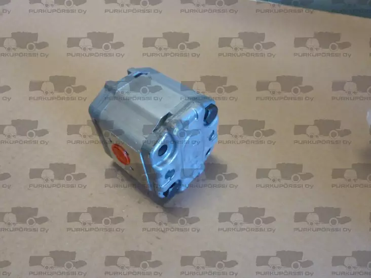 0492318 - Sampo-Rosenlew motor och hydraulik - sr-031 - 1