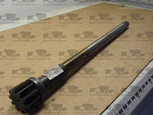 SR680-690 vetoakseli vasen lyhyt - Sampo-Rosenlew ajovoimansiirto - k5-23-02 - 1