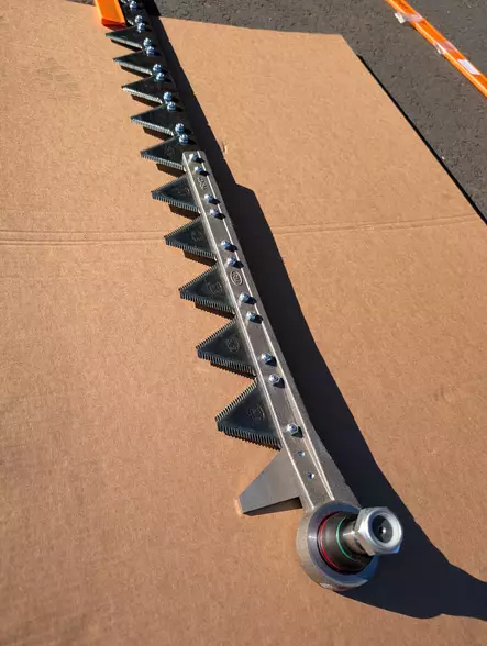 SR leikkuuterä isonivel 6,3m pulttik - Sampo-Rosenlew leikkuupöytä - t-032 - 1