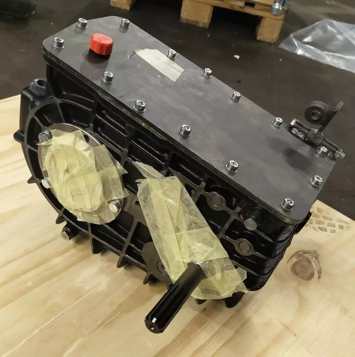 SR2000 vaihteisto type II mekaaninen - Sampo-Rosenlew ajovoimansiirto - s-412 - 1