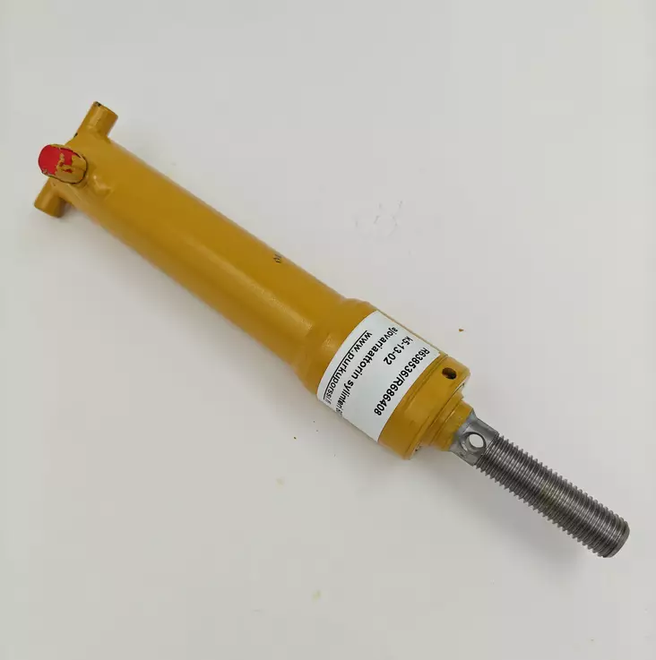 Ajovariaattorin sylinteri 600-690 - Sampo-Rosenlew ajovoimansiirto - k5-13-02 - 1