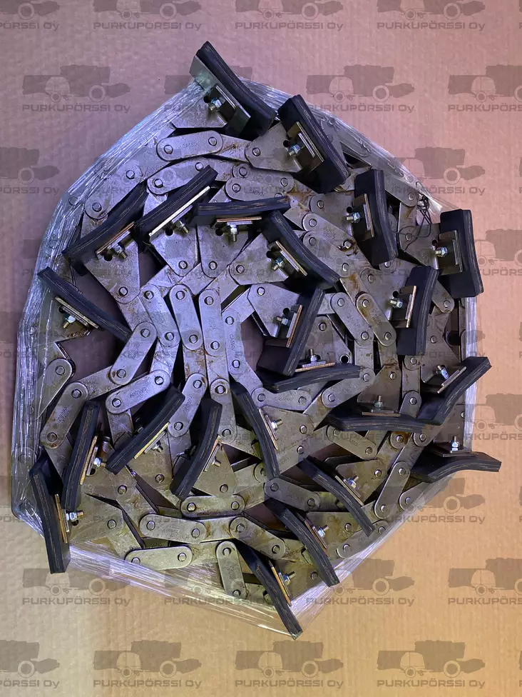 NH CS rajaiselevaattoriketju - New Holland viljansiirto - k7-02-04 - 1