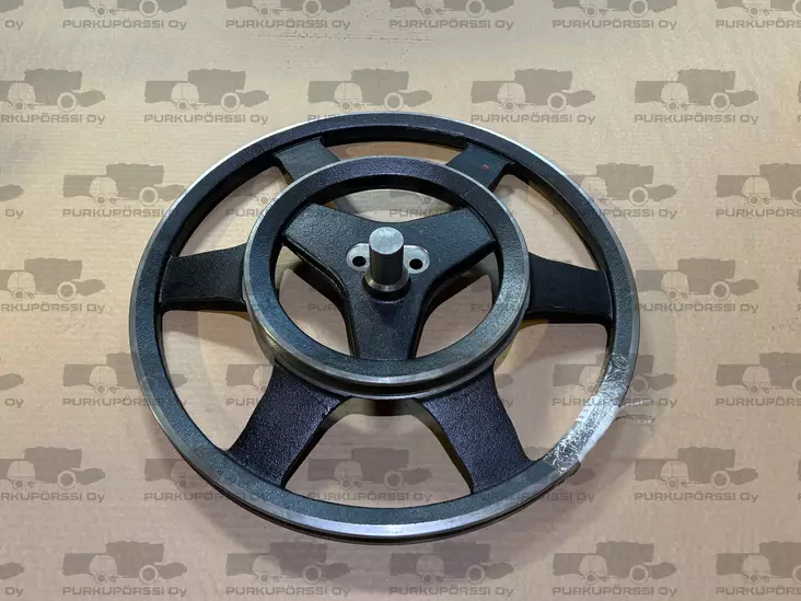 Sampo seulaston hihnapyörä epäkesko - Sampo-Rosenlew puintikoneisto - k5-27-04 - 1