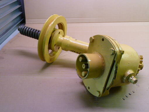 Nh tankin täyttökier,kulmavaihde - New Holland viljansiirto - k7-28-14 - 1