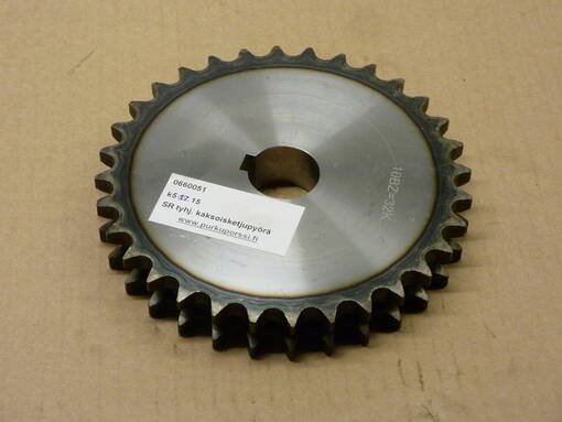 SR tyhj. kaksoisketjupyörä z-32 - Sampo-Rosenlew viljansiirto - k5-07-15 - 1