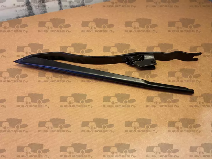 LAKOKYNSI PIKAKIINNITTEINEN - Sampo-Rosenlew leikkuupöytä - k11-75-11 - 1