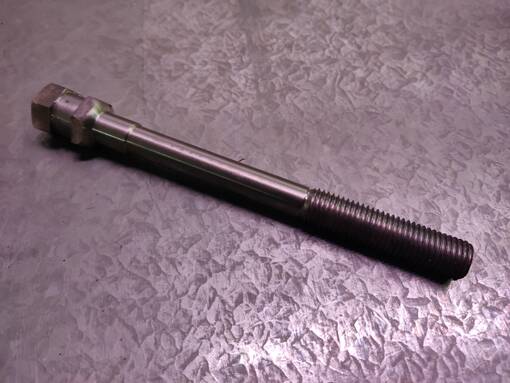 SR500/2020 variaattorin säätöpultti - Sampo-Rosenlew ajovoimansiirto - k5-21-09 - 1