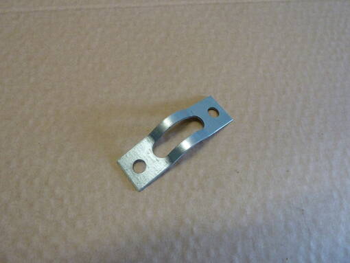 MF syöttösormen tuki ylä - Massey Ferguson puimurin varaosat - mf.09 - 1